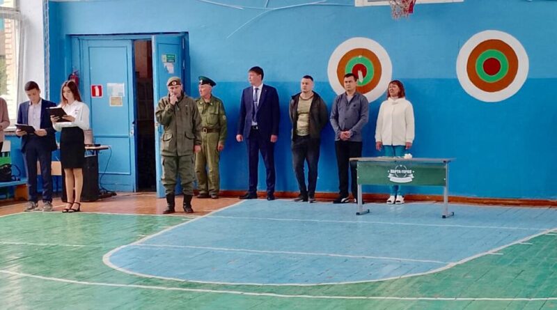 В школе Сибая почтили память погибших земляков-военнослужащих